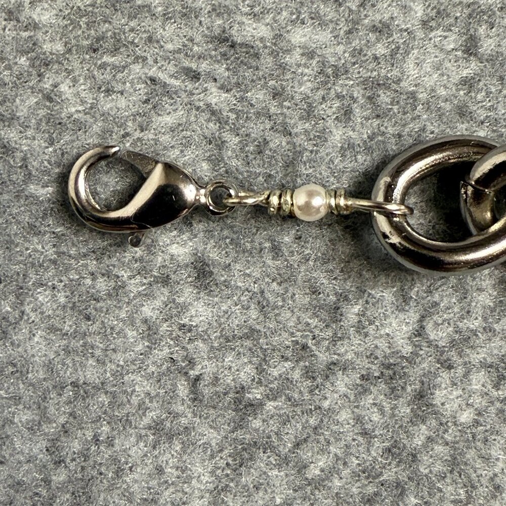 Vida Kush Juicy Heart Chain Necklace 18K Gold plated and Stainless Steel - Picture 3 of 5